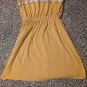 Girls Yellow, Silver, And White Guess Dress Size 14Guess Kids Yellow Top